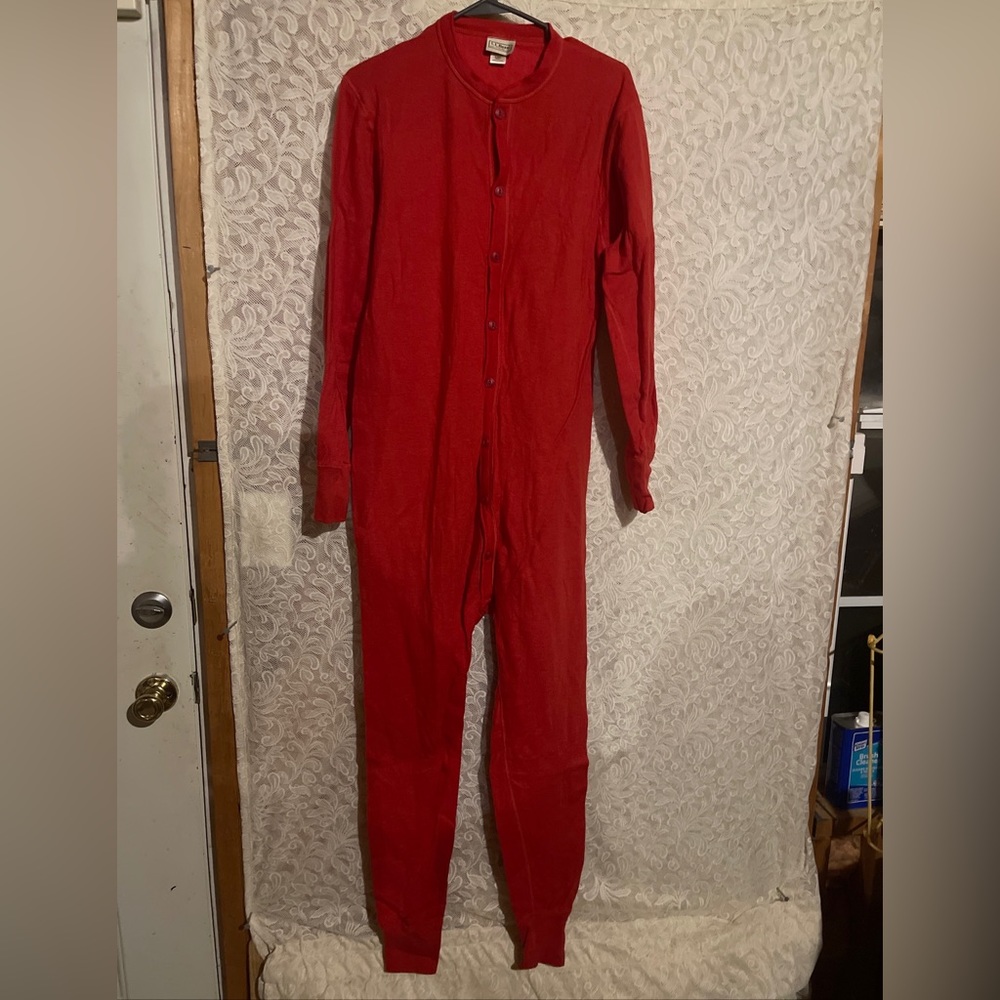 VTG Men’s Red Button Down L.L. Bean UNION Suit FULL LENGTH Pajama Suit Size M